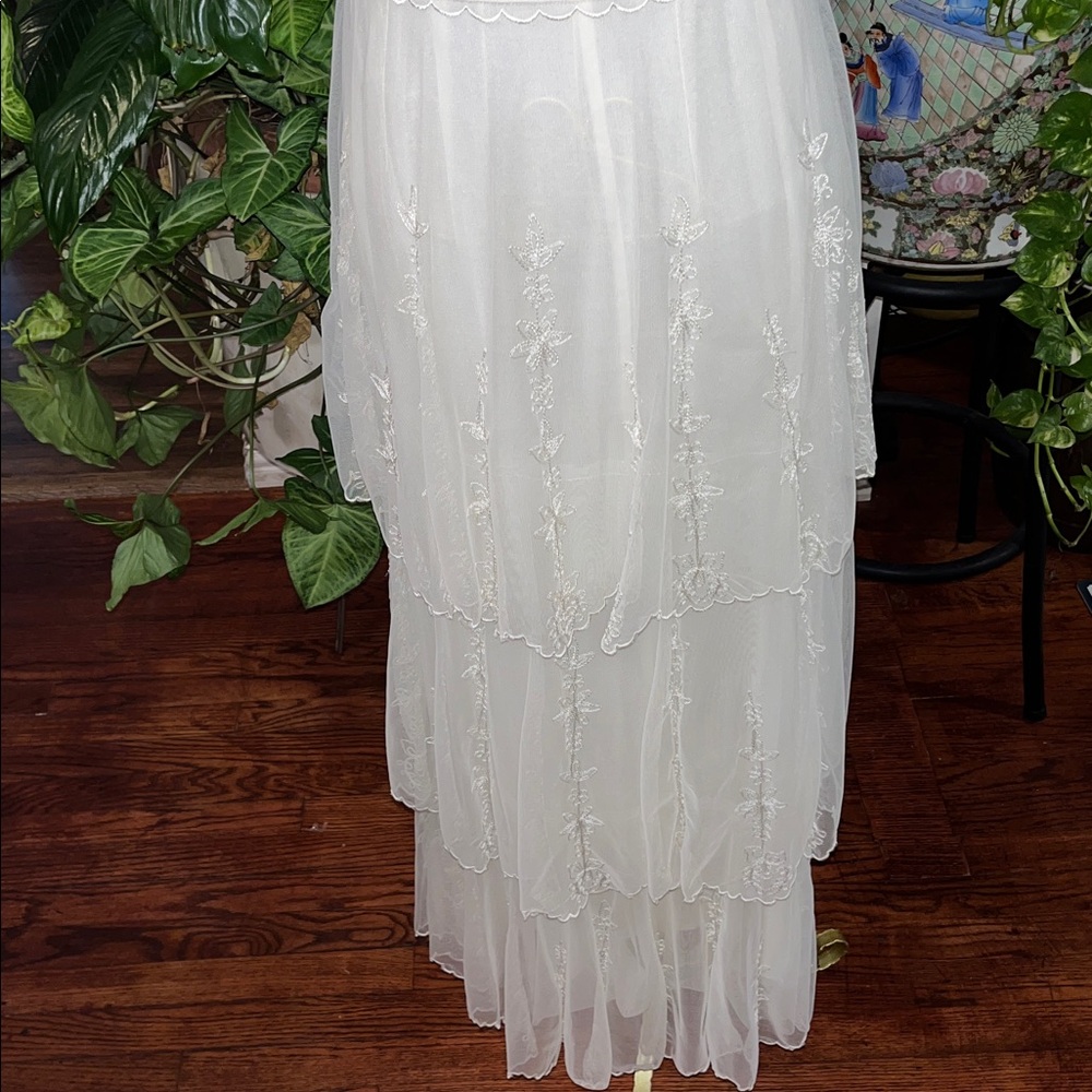 Nataya Bohemian Exquisite Ivory Dress - Picture 10 of 17